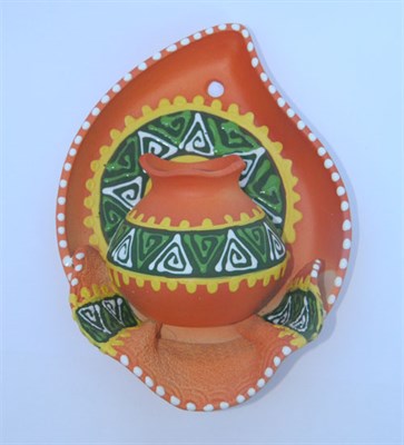 Сувенирная глиняная тарелочка ручной работы "Большой кувшин" в ассортименте желто-зеленый - фото 8222